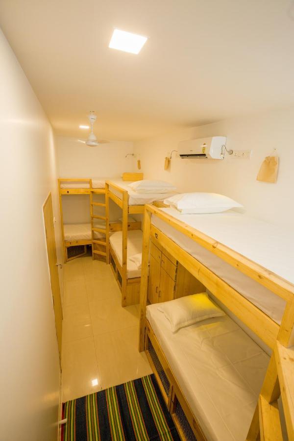 Bed 8-Bed Mixed Dormitory Room