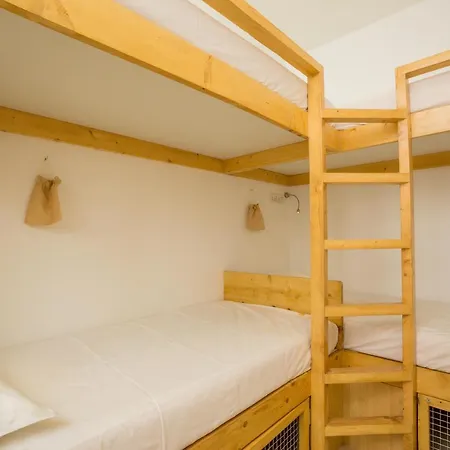 Nap Manor Hostels-2